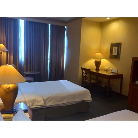 Capital O 914 Makati Palace Hotel Μακάτι Εξωτερικό φωτογραφία