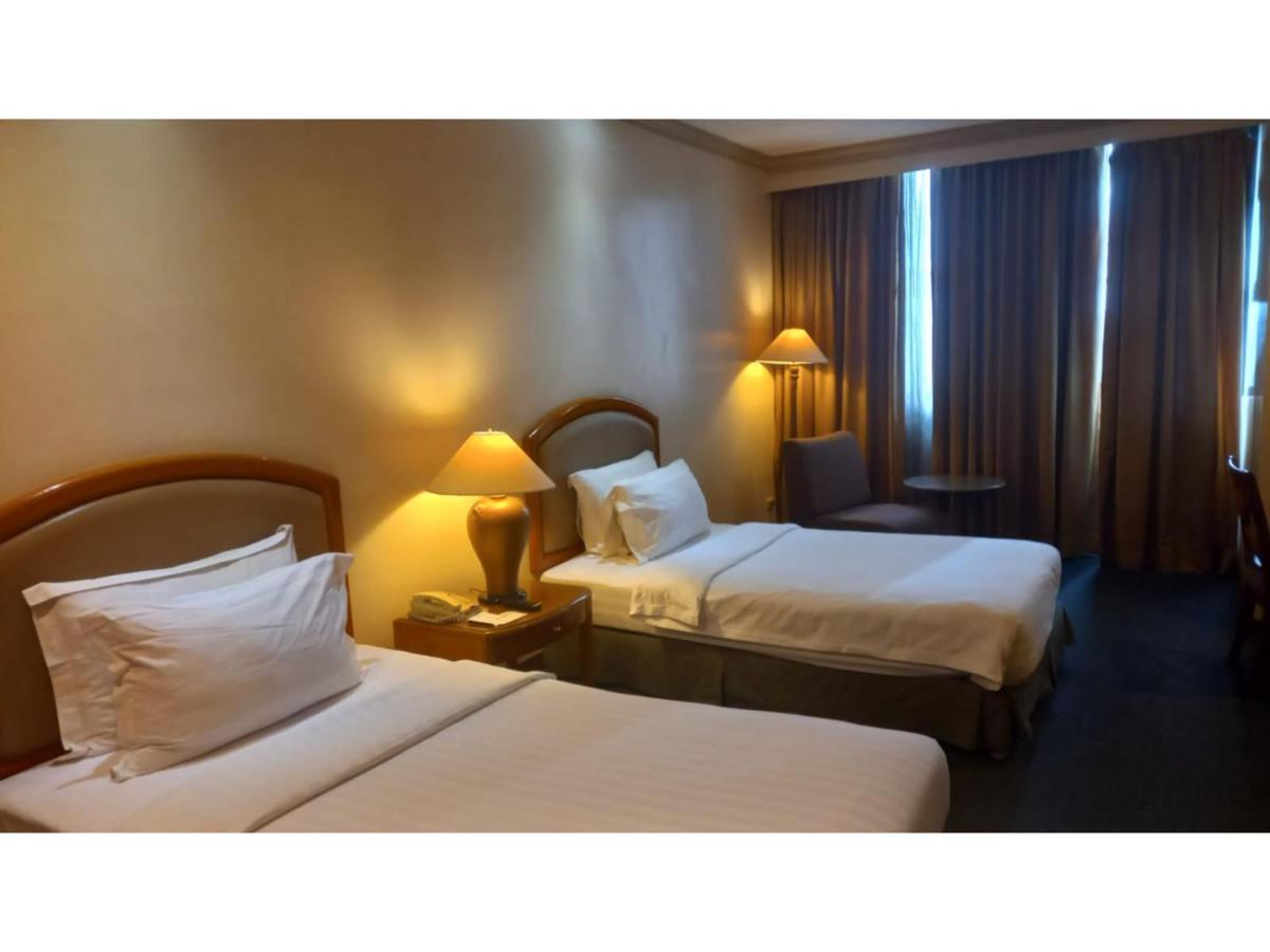 Capital O 914 Makati Palace Hotel Μακάτι Εξωτερικό φωτογραφία